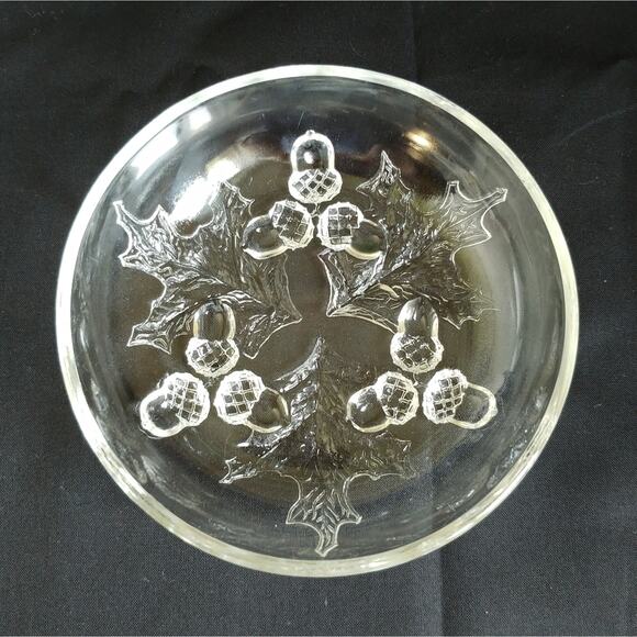 🍁🍂🌰Vintage Federal Glass Acorn Oakleaf Footed Bowl Autumn Fall Decor - Picture 1 of 6